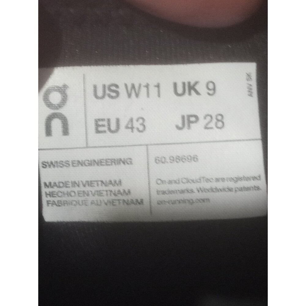 60.98696 On Running Women's Cloud X 3 Sneakers Black Size 11 - Picture 2 of 14